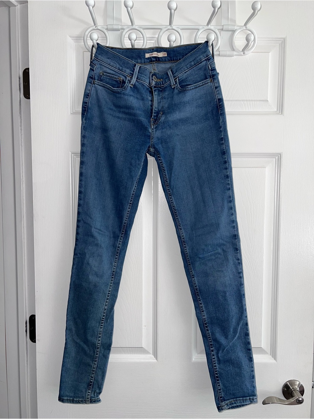 Levi's 721 High-Rise Skinny Jeans